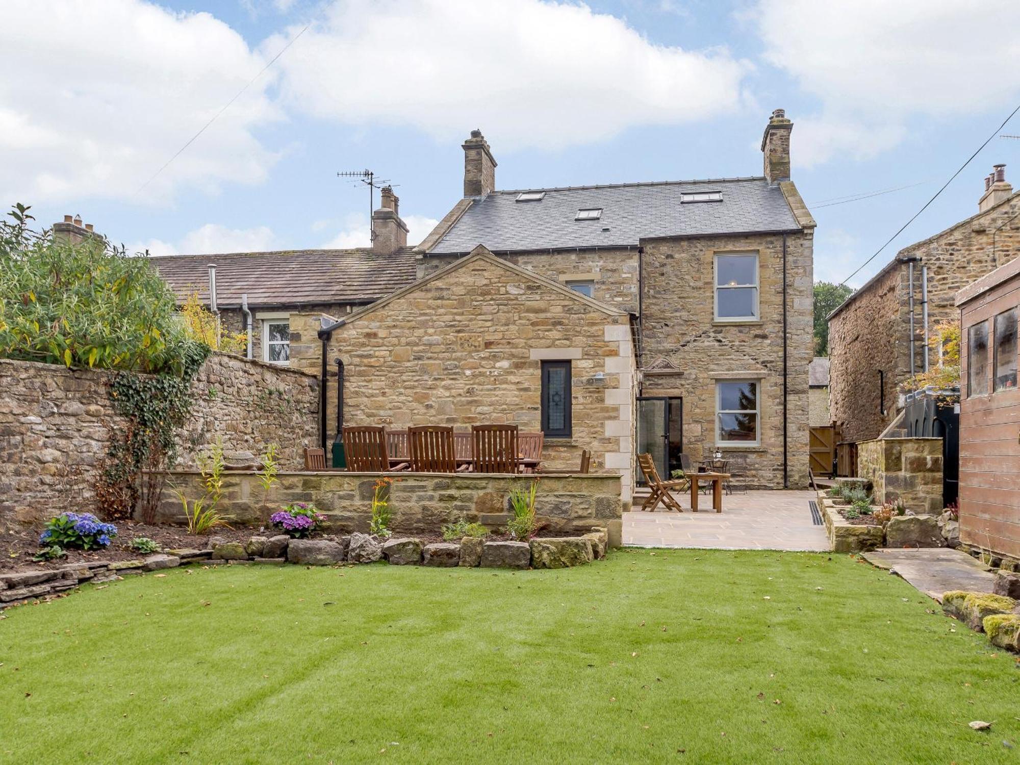 Temple House Villa West Burton ภายนอก รูปภาพ