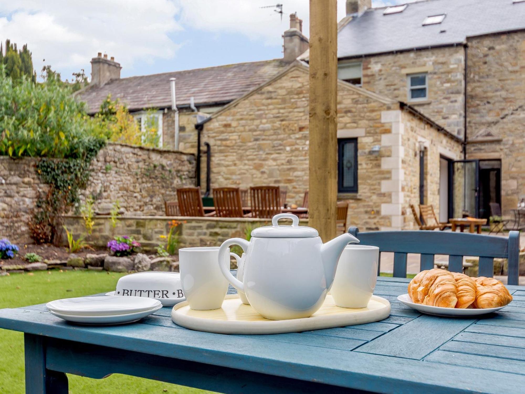 Temple House Villa West Burton ภายนอก รูปภาพ